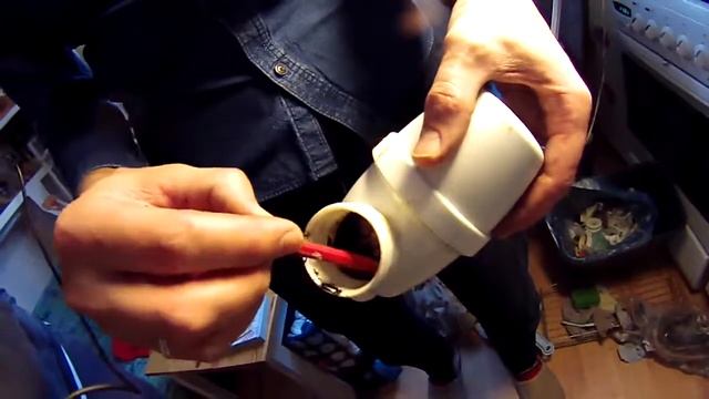 Засор на кухне! Где скапливается грязь в сифоне? смотреть онлайн