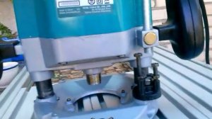 РУЧНОЙ ФРЕЗЕР TOTAL 2200 ватт