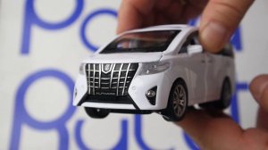 Машинка Toyota Alphard Hybrid 2019 - открывается всё, горят фары, звучит мотор, масштаб 1/32