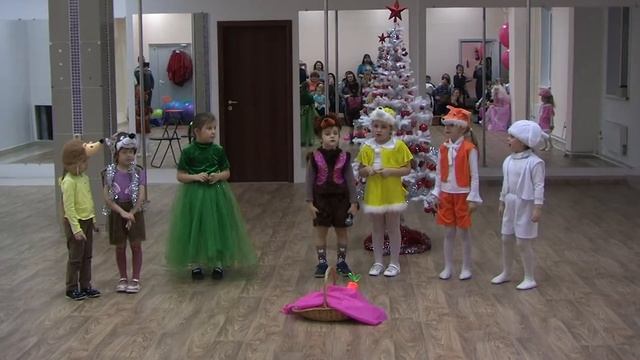 Новый год у зверей смотреть онлайн