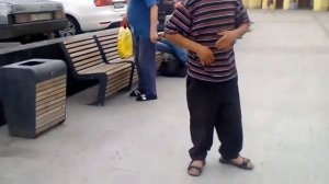 Мяукающий бомж.