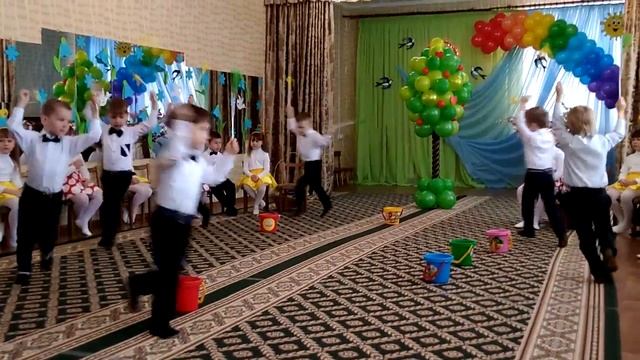 Танец "Маляры" смотреть онлайн