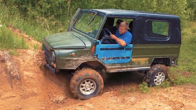 Монстр бездорожья!!! ЛуАЗ 969 с передней блокировкой и шестернями 2 0 смотреть онлайн