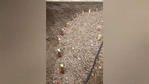 Клумба из камня с тропинкой вокруг неё. Своими руками!