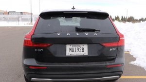 Review: 2023 Volvo V60 Cross Country