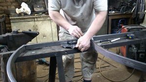 Кованая калитка.Защитный короб для замка на кованую калитку.