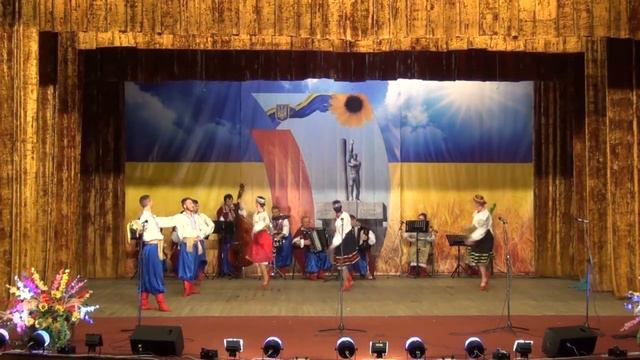 День працівників сільського господарства (смт. Новотроїцьке 2017) смотреть онлайн