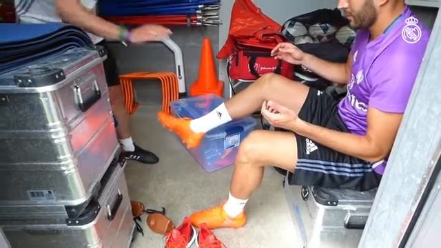 Ритуал Карима Бензема,прежде чем начать тренировку смотреть онлайн