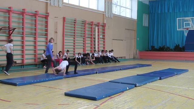 Школа 61 фрагмент открытого урока физкультуры ч.2 смотреть онлайн