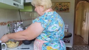 Быстрый обед в духовке. Баклажаны по-грузински на зиму