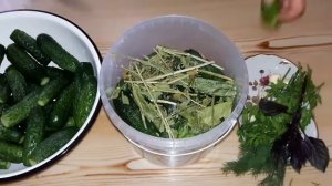 Самые хрустящие малосольные огурчики без уксуса! Годятся для зимней заготовки!