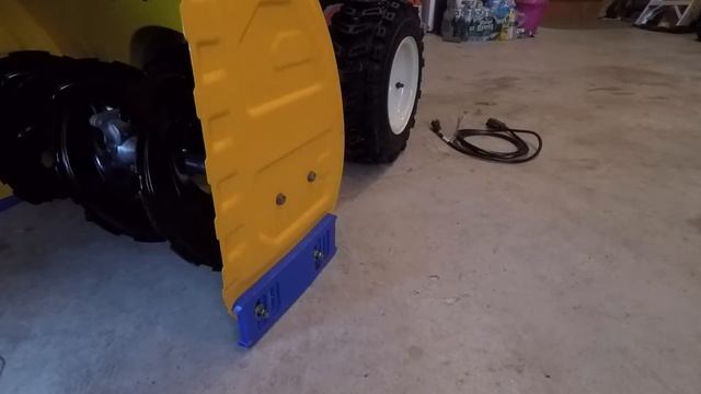 Cub Cadet 528 SWE Snow Thrower Review - Part 1 смотреть онлайн
