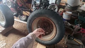 Опорное колесо для плуга