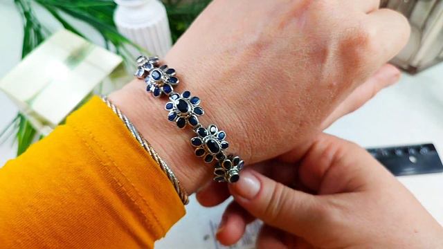 Роскошные, крупные браслет и серьги природными сапфирами Шри-Ланка. Серебро 925 смотреть онлайн