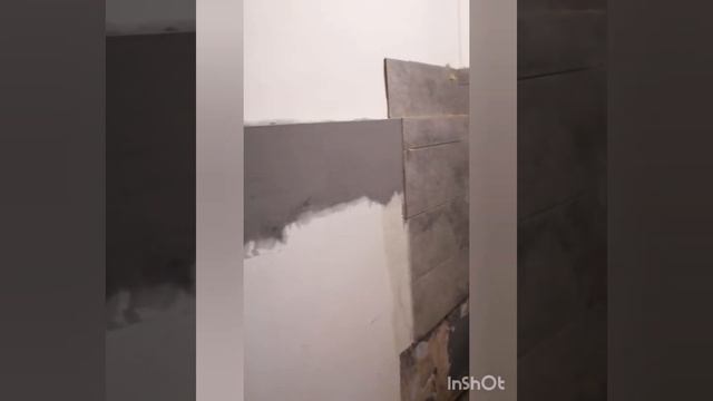 Ремонт в ванной комнате. Плитка. Шпаклёвка стен.Renovation in the bathroom. Tile. Wall putty.#Short