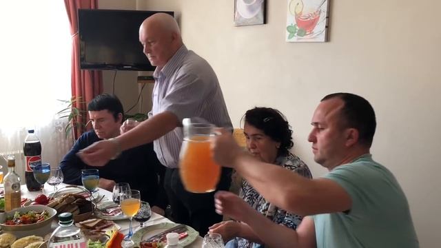 Кашпировский. Тернополь. Встреча с братьями Виктором, Толей, Геной и сестрой Вандой. смотреть онлайн