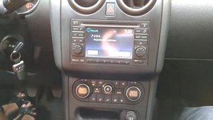 Щелчки под панелью приборов Nissan Qashqai