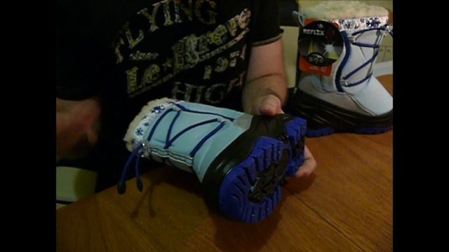 Сноубутсы детские Demar Fuzzy смотреть онлайн