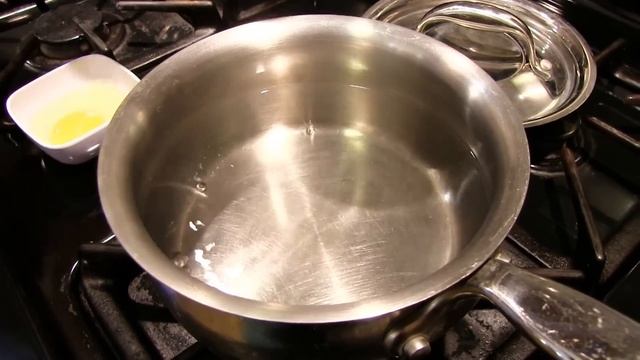 Eggs Benedict Recipe смотреть онлайн