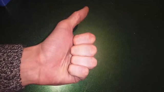 Как сложить кулак смотреть онлайн