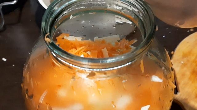 ВЫГОНЯЕМ ГЛИСТОВ КАПУСТНЫМ РАССОЛОМ смотреть онлайн