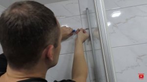 Стеклянная шторка для ванной, установка своими руками.
