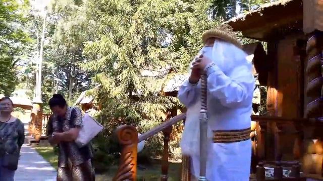 Поместье белорусского Деда Мороза в Беловежской пуще. смотреть онлайн