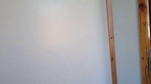 Прошёл по вагону для перевозки заключенных