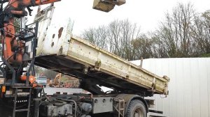 Camion benne grue Renault Kerax 320 DCI