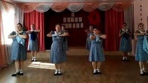 Хореографический ансамбль "Серебро" рук. Елизарова Ю. Н. танец "Синий платочек"