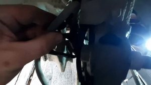 Замена переднего левого датчика ABS Лансер10 2008г 1.8 МКПП