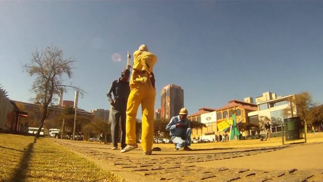 Skeleton movers of Soweto смотреть онлайн