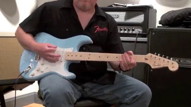 SOLD! Fender Custom Shop Todd Krause Eric Clapton Signature Stratocaster in Daphne Blue смотреть онлайн