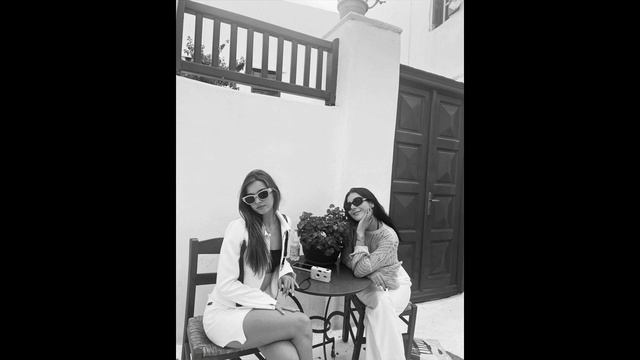 MERT REFERRED AFRA SARAÇOĞLU AS HIS GIRLFRIEND!!! смотреть онлайн