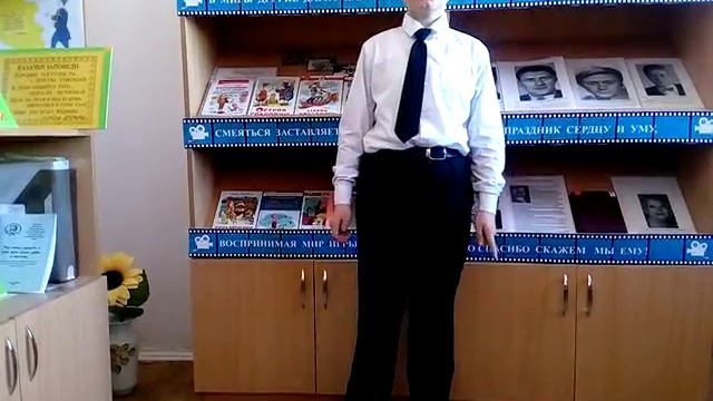 Страна читающая — Руслан Андрианов читает произведение «Стрекоза и Муравей» И. А. Крылова смотреть онлайн