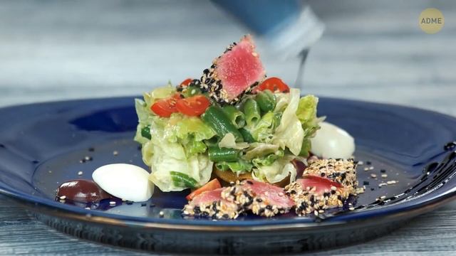 Страусиным яйцом можно накормить 10 человек, тогда почему мы не едим их на завтрак? смотреть онлайн