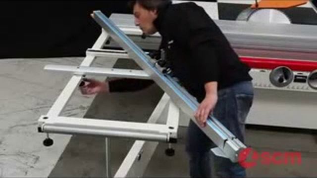 Форматно-раскроечный станок SI 400 Nova SCM смотреть онлайн