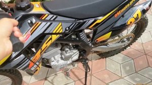 Покупка мотоцикла BSE Z5 и замена масла в двигателе