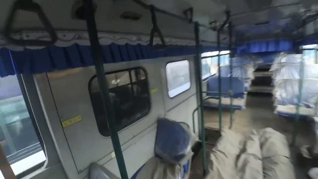 Залез в автобусы которые продаются смотреть онлайн