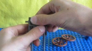 как сделать тачанку из лего