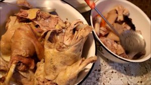 ХОЛОДЕЦ С ПЕТУХОМ И СВИНЫМИ НОЖКАМИ, ВКУСНЕЙШИЙ ХОЛОДЕЦ, РЕЦЕПТ ХОЛОДЦА, ХОЛОДЕЦ ИЗ СВИННЫХ НОЖЕК,