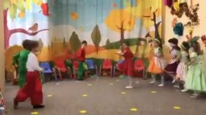 Я мишка Гумми Бер. Танец в детском саду Gummy Bear