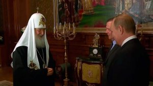 Владимир Путин и Дмитрий Медведев поздравили с тезоименитством патриарха Кирилла