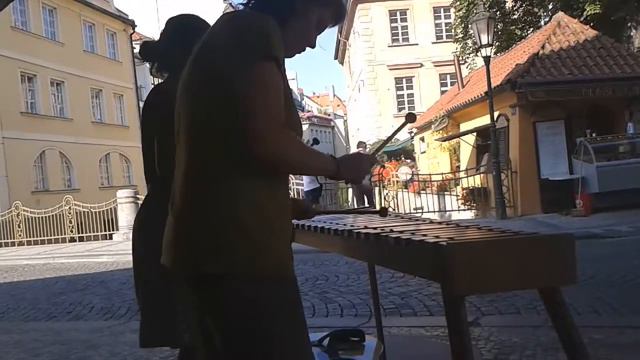 уличная музыка