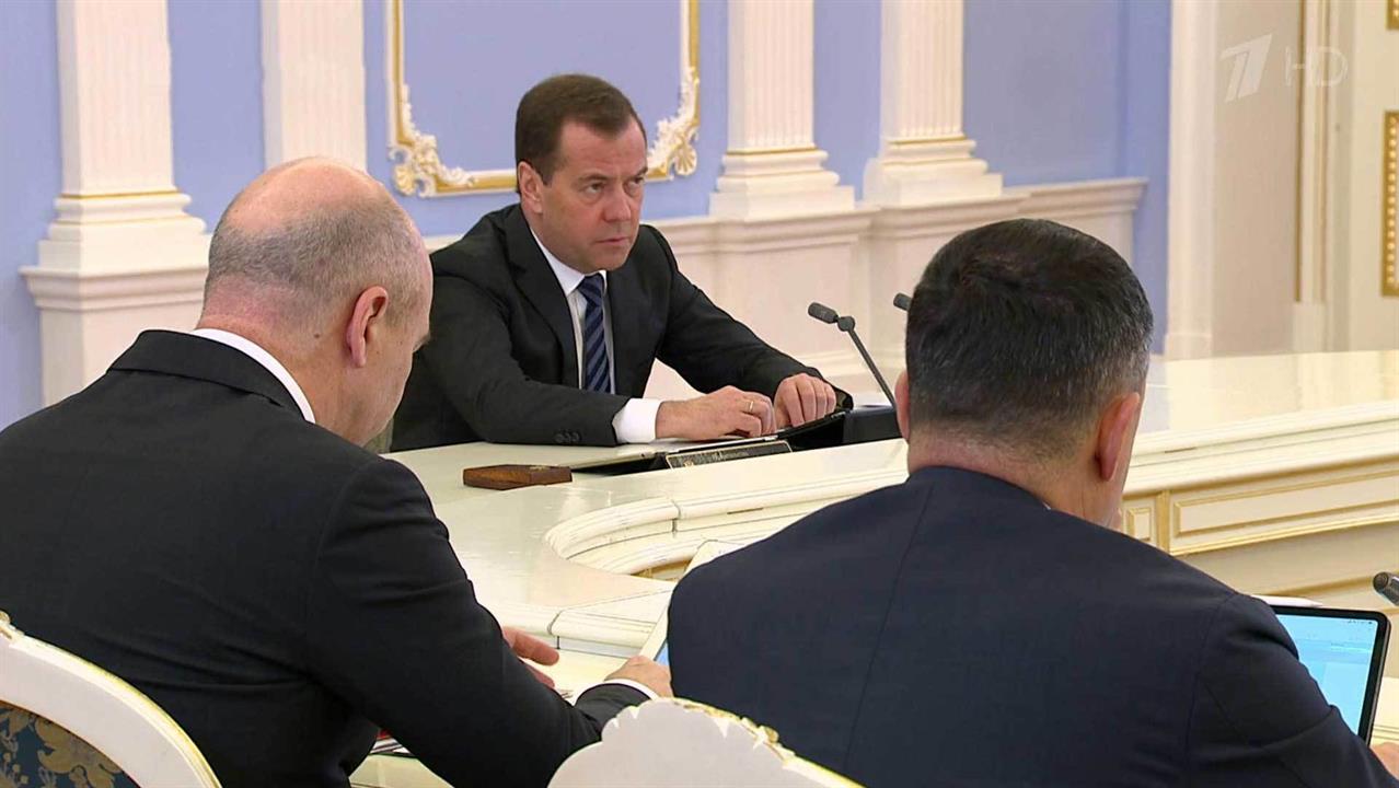 Россия запретила поставки нефти и угля на Украину