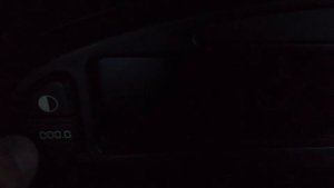 Ситроен ксара пикасо.  Как убрать ключик с панели.