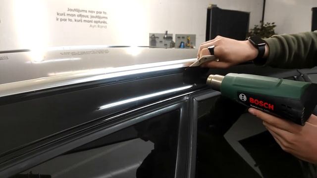 Антихром виниловой пленкой. Узнай как сделать чёрные рейлинги.