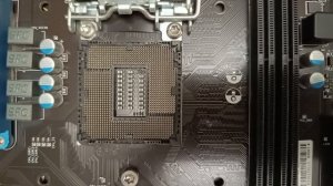 Как установить процессор intel???