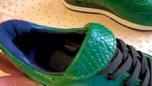 Кроссовки из натуральной кожи крокодила, ручная работа.