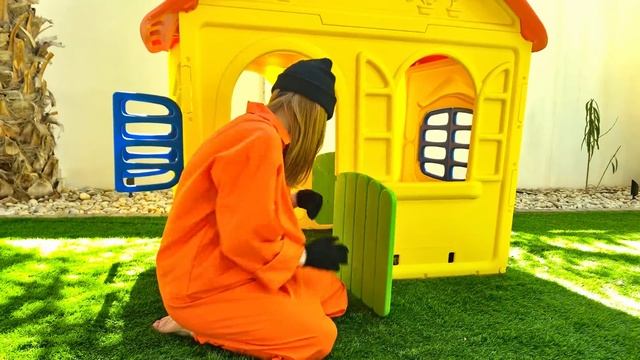 Илья и Картонка поступают в полицейскую школу Каким должен быть настоящий полицейский смотреть онлайн